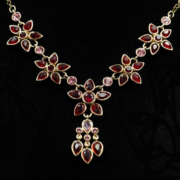 REDESIGNED MARVELLA by MONET DEEP GARNET RED RHINESTONE FLOWER NECKLACE -JNFPCR1 - Picture 2 of 6